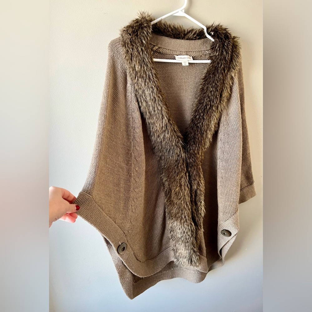 Coldwater Creek Beige Poncho/Sweater with Faux Fur Trim -M/L- Merino Wool Blend - Picture 5 of 10
